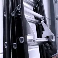 Altrex 3 delige ladder zwart detail 2 Aangepast.png